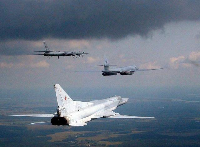 又一款灭国武器火力全开，多次模拟轰炸美本土