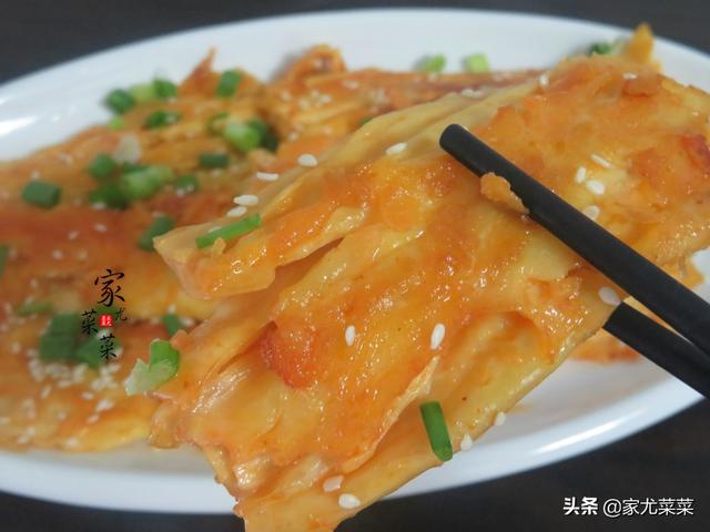 这盘菜3块钱，比红烧肉香，关键还补钙，春天吃特别好