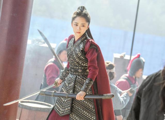 谭松韵并非“夏爷”第一人选，看到原定女主名字，网友感激不尽