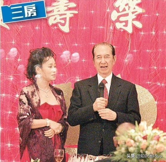 何鸿燊何氏家族悼文，留下四房十七杰，详细了