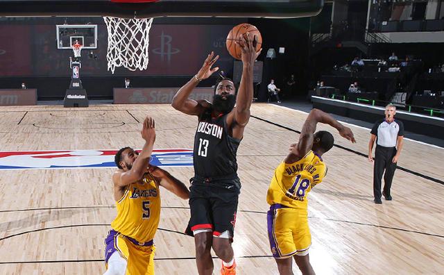 39+8+12+3！哈登戰湖人亮出拿手絕技，被火鍋後直接晃暈庫茲馬！（影）-黑特籃球-NBA新聞影音圖片分享社區