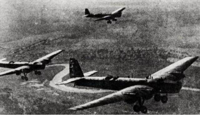 苏联海军对希特勒的回礼，库兹涅佐夫的绝地反击如何能轰炸柏林？