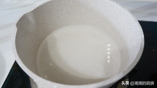 自制老冰棍，用的是家家都有的材料，满满都是童年的味道