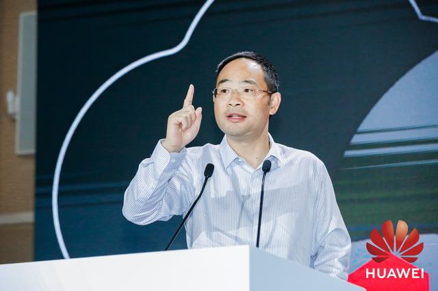 云、AI、5G技术融合夯实数字基座，华为云助力互联网抢占新赛道