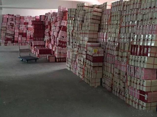 又“一双鞋”陨落！曾家喻户晓，4年关店超400