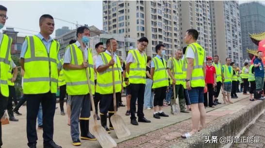 湖北武穴：聚焦住建系统众志成城战洪图