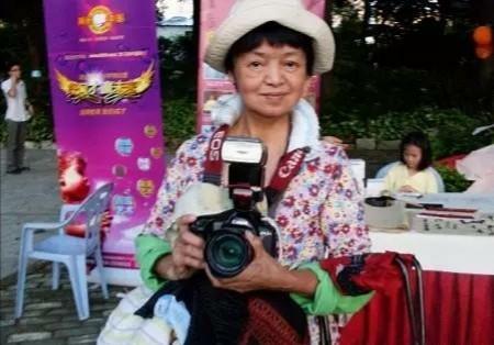 姐姐睡公园，身价几十亿的周润发不闻不问？求港媒别再断章取义