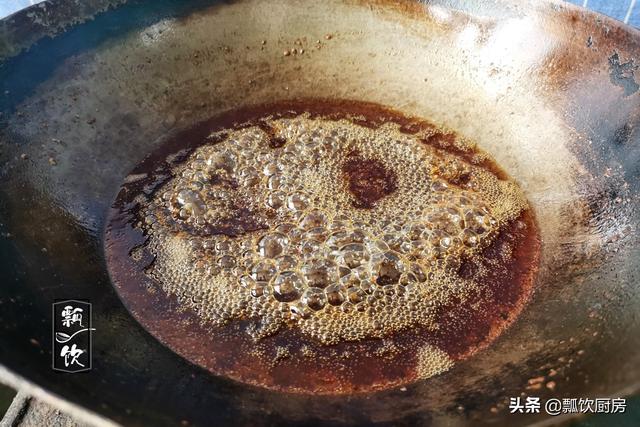 爱吃虾做不出好味道，按照这做法，让人胃口大开，连皮都吃掉