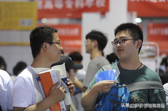 退学|男生从清华退学后重读考699分 喜获市理科第二