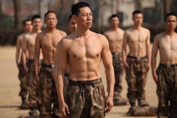 男明星年过四十胖是常态？张涵予邓超，快把腹肌给他们看看