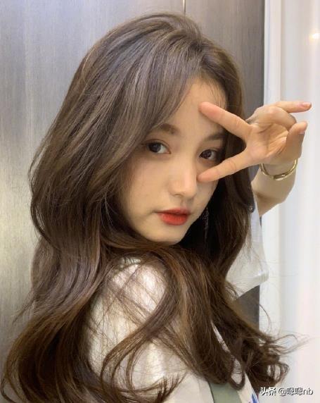 林小宅新恋情迅速分手，前女友暗示男方与林小