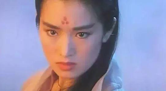 女星要是帅起来，就没男人什么事了！她们比男人还要刚