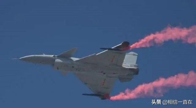别只盯着歼10矢量喷管看, 中国空军真正的飞跃已