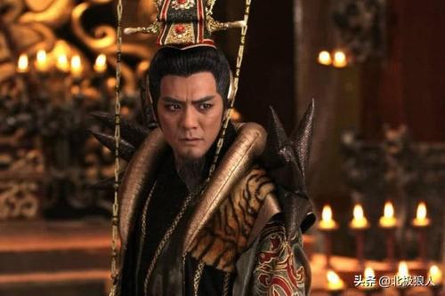 商朝灭亡的原因，内有宗室争夺帝位，外有戎夷合纵起兵