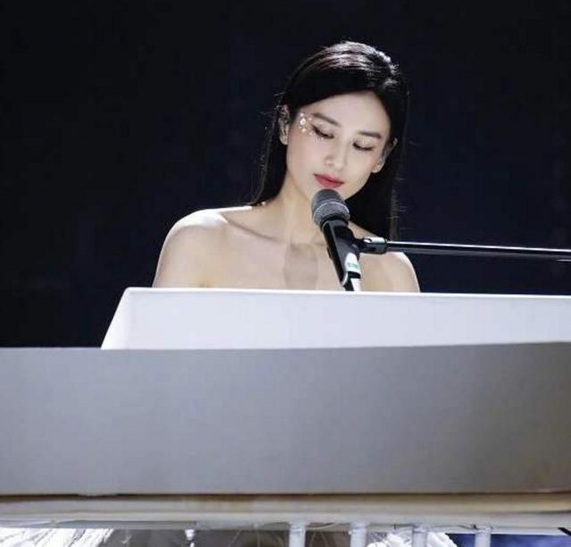 黄圣依黑历史被扒，海陆吃瓜点赞，网友纷纷为其澄清：肯定是手滑