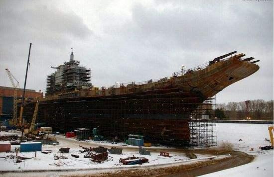 痛击我们的队友，保护我们的对手，让美俄乐此不疲的疲敌之策