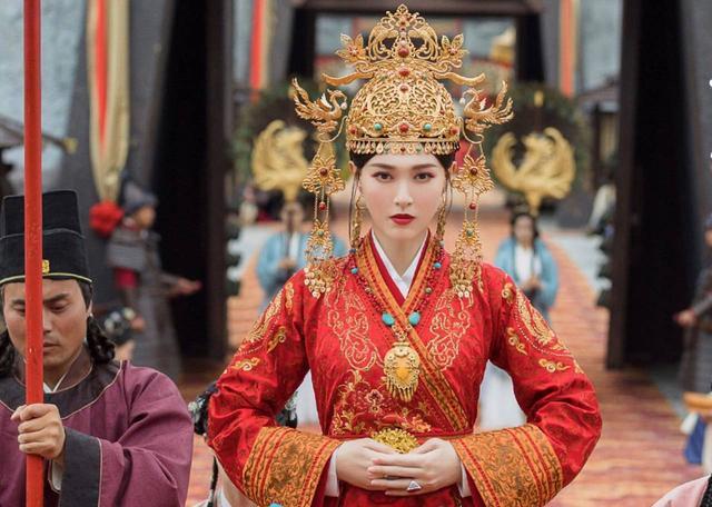 唐嫣官宣生了个女儿：罗晋从此有了两个小仙女