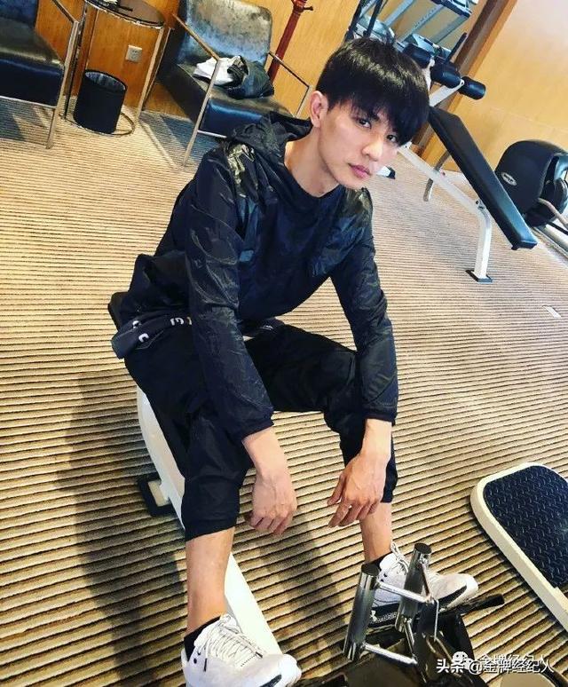 从《疯人院》到《失踪人口》，刘畅为什么能走