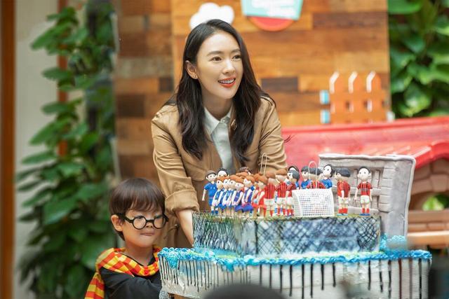 《三十而已》热播，除了被顾佳的双商折服，更种草了漂亮衣服