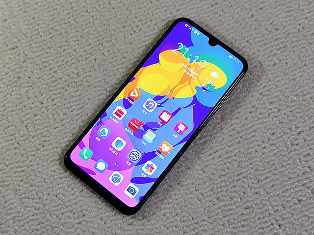荣耀Play4T Pro上手评测：酷玩科技爱好者的首选新装备