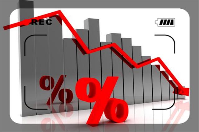 目前一个小超市，营业额每天5000元左右，一个月