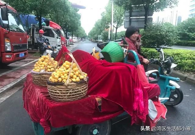 央视财经评论员说一线城市不宜推行“地摊经济