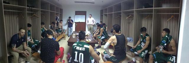 球员故事｜广西威壮篮球俱乐部三分王陈柯良