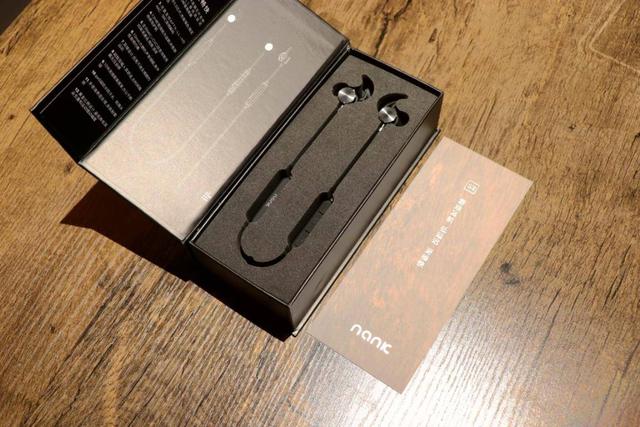 免除一口二用的尴尬，NANK南卡S2挂脖蓝牙耳机改变娱乐影音享受