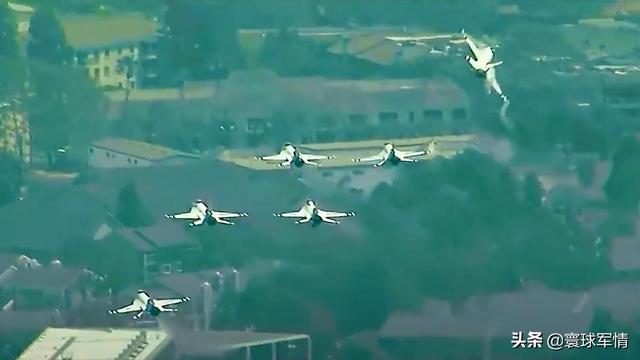 美国空军战疫致敬飞行忙，洛杉矶上演危险一幕