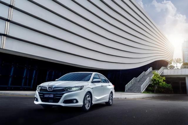 13.98万起的凌派锐·混动，能否激起中级车市场一