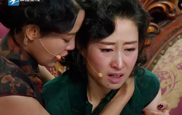 44岁的刘敏涛，借着综艺，终于圆了自己青春期的