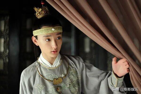 于小彤贾宝玉即巅峰？但他并不满足，在演员这