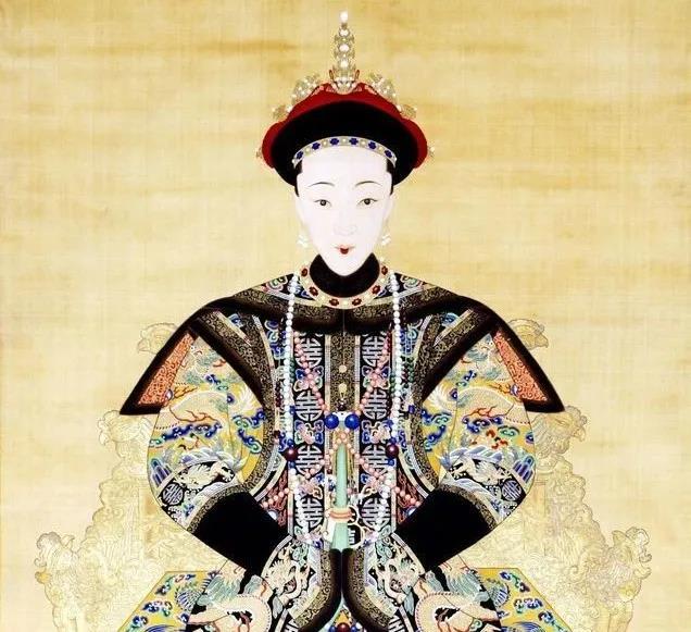 孝穆成皇后钮祜禄氏.     孝慎成皇后佟佳氏.