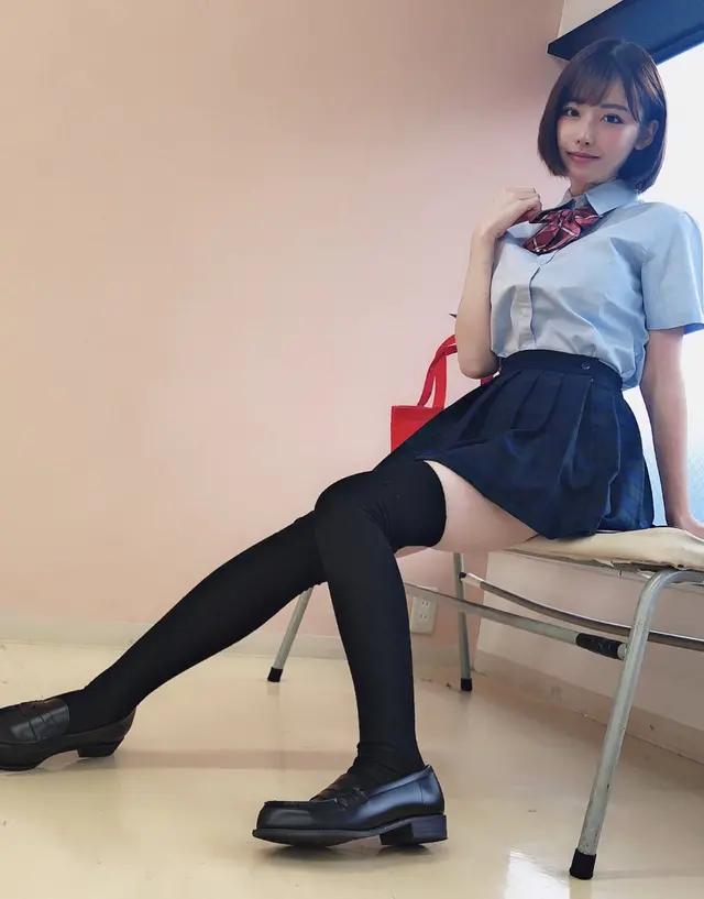 含波凝望  最美伊人