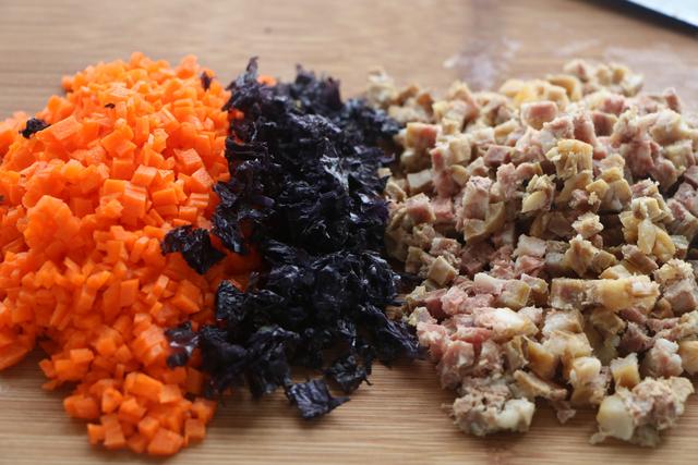 剩米炒著吃，加2的子皮，口一，好吃又，太香