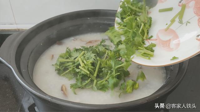 暑天早餐吃什么好？教你广东一锅有名的早点，营养好吃又鲜又开胃