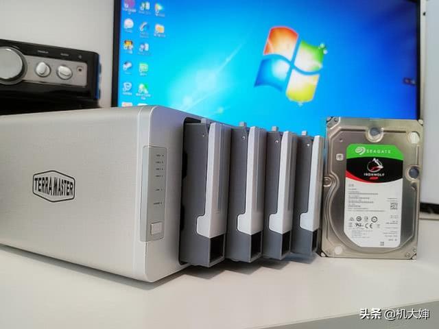 小白也能玩懂的NAS，铁威马F4-221体验