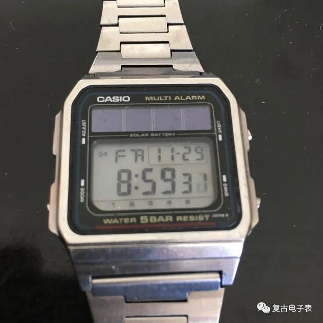 卡西欧光动能初代全金属经济版——CASIO wl 50