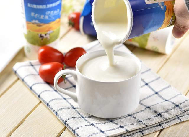 喝酸奶也有黄金时间，每天这个时间喝，补钙效果最好