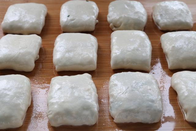 我家隔三差五就做的煎饼，好吃管饱，外表焦香酥脆，馅料丰富多彩