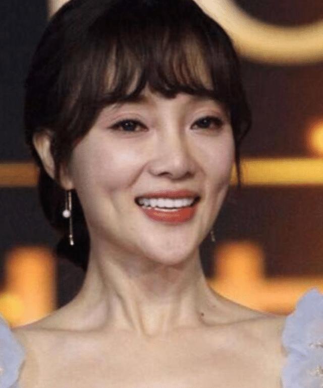 4位离过婚的女明星，选一个你最喜欢的，第4个一般没人选