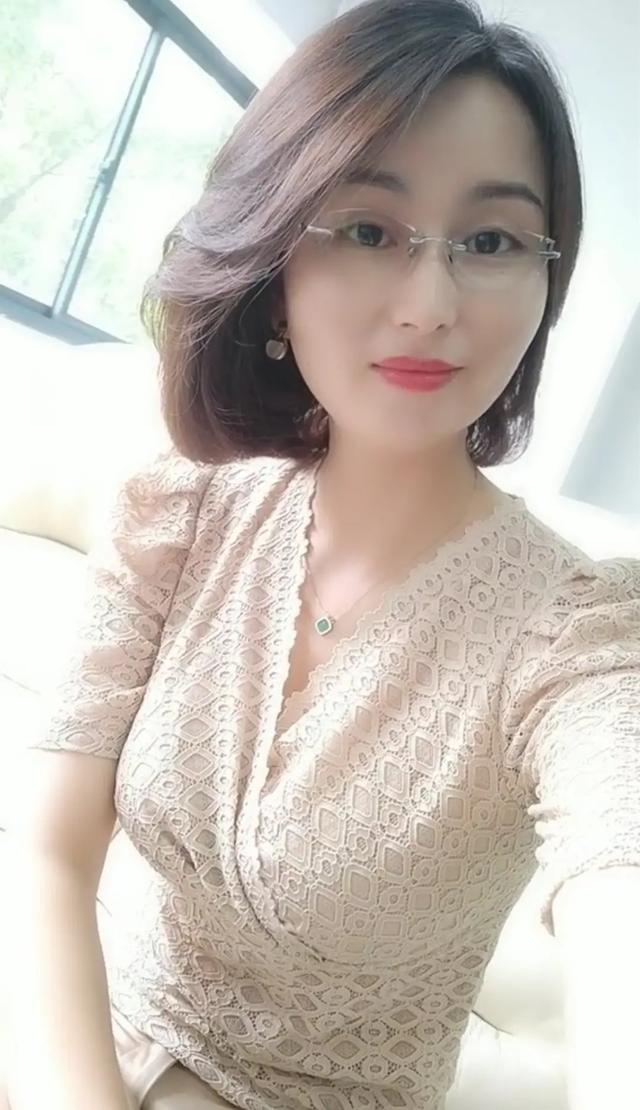 闭月羞花，沉鱼落雁