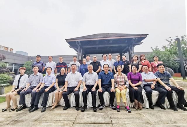 2020年省暨南京市各区餐饮业商协会负责人工作会议成功召开