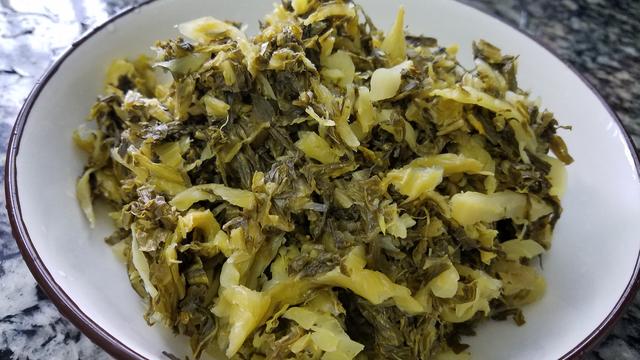 又香又好吃的酸菜肉丝粉，做法跟材料很简单，想吃就做