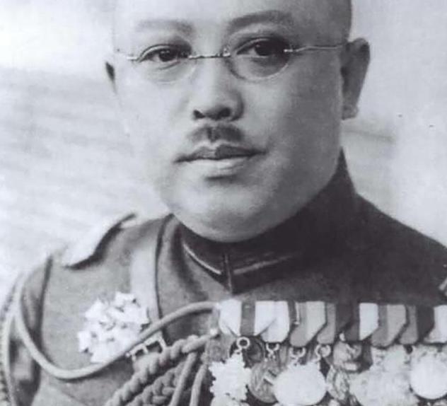 他是民国知名将军，因妻子太美被人暗杀，现今