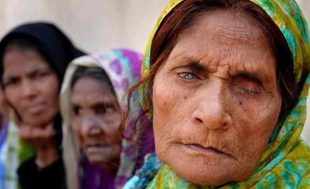 印度疫情难以控制，莫迪梦想发“病毒财”，要“烧掉”20万亿卢比