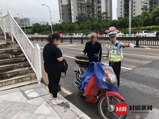 治理|重庆交巡警即日起将开展农村公路违法超员、载人专项治理行动