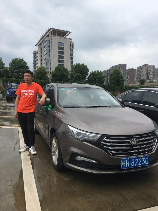 平安人寿景德镇中支积极参加"2020全国百城百台爱心送考"活动