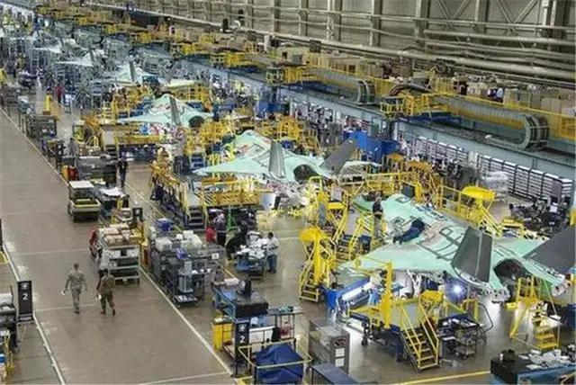 美国按下先进战机暂停键，日本开始夜以继日生