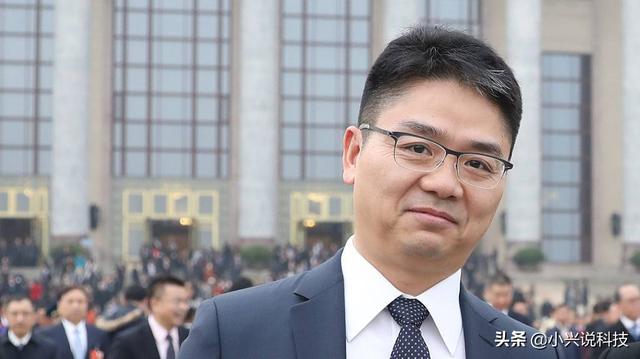 曾经白手起家的刘强东，现在遗憾落幕，网友感